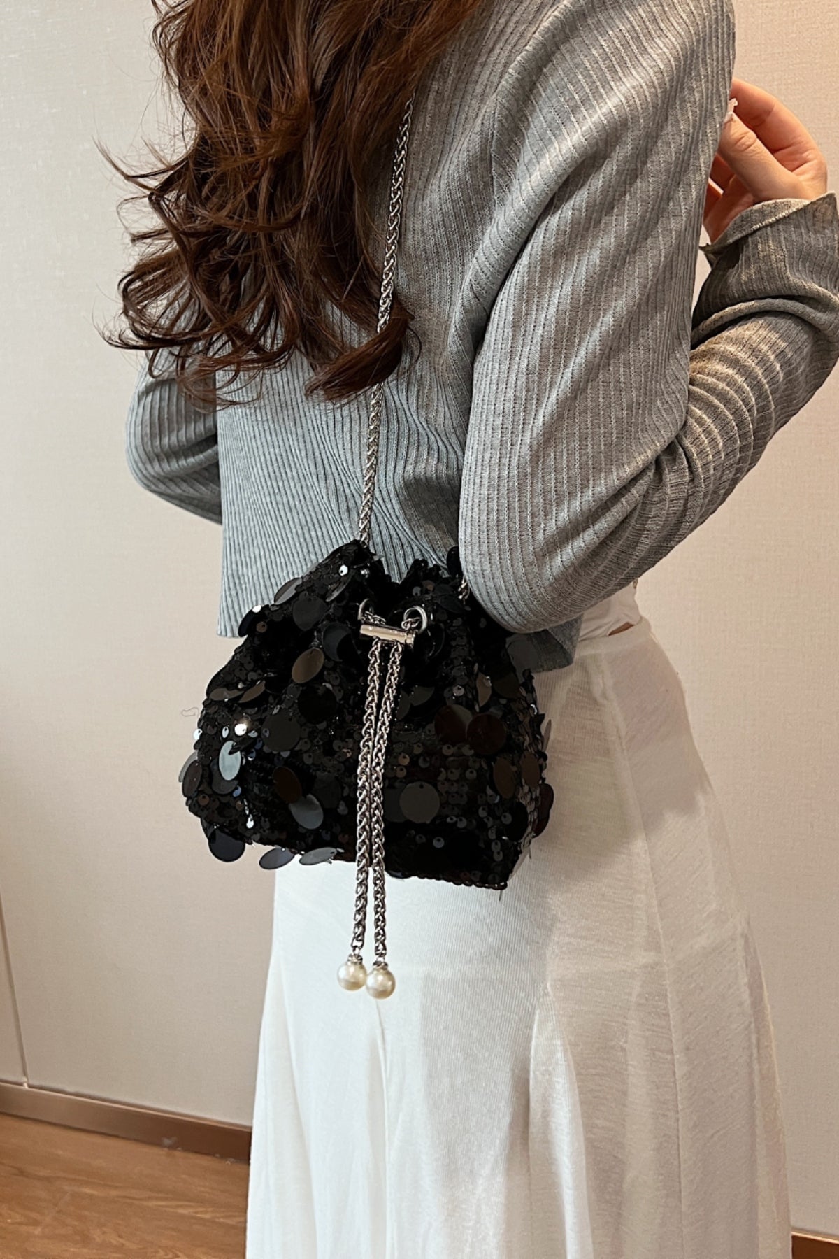 Sequin Chain Drawstring Bucket Bag