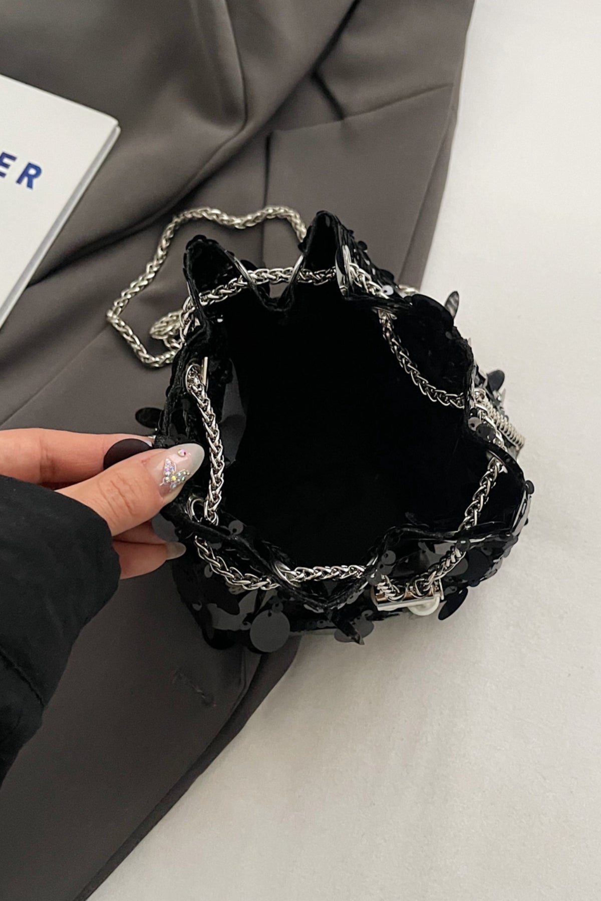 Sequin Chain Drawstring Bucket Bag