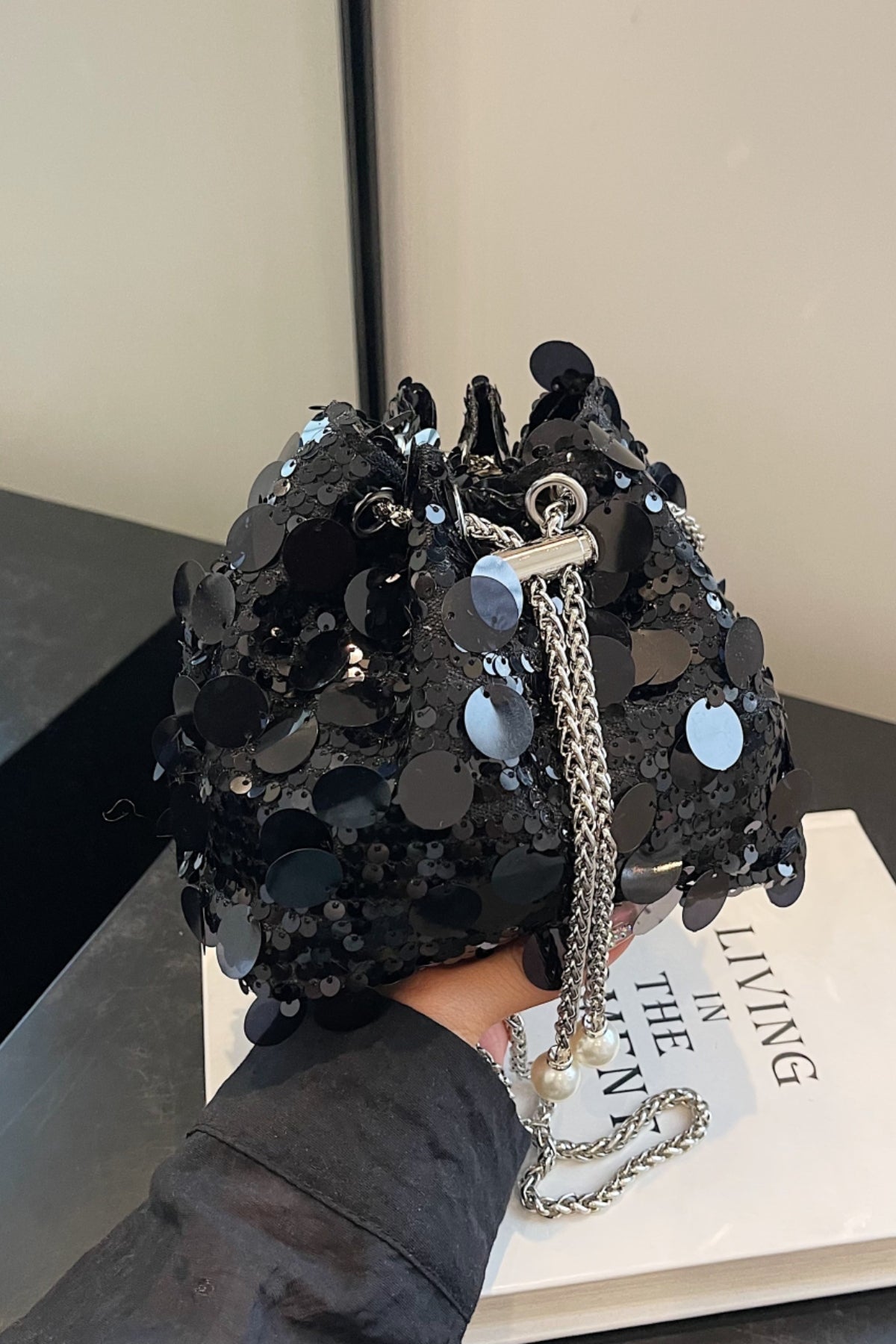 Sequin Chain Drawstring Bucket Bag
